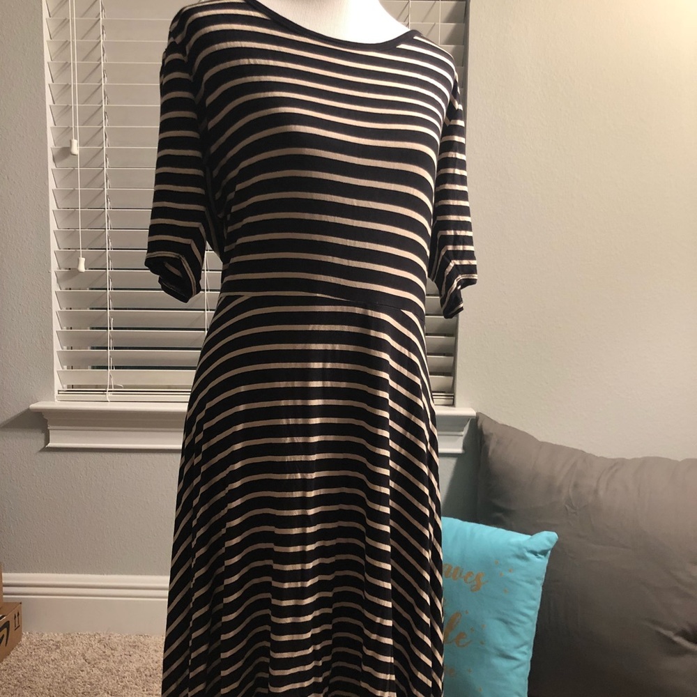 LuLaRoe Nicole